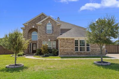 8106 Cullen Estates Drive, House other with 5 bedrooms, 3 bathrooms and null parking in Pearland TX | Image 1