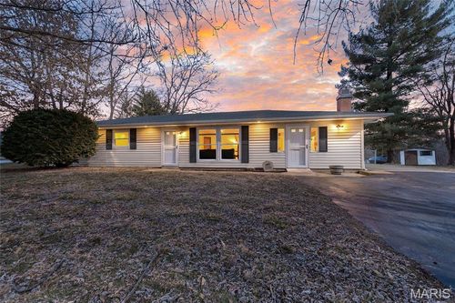 1220 S Point Prairie Rd, Wentzville, MO, 63385-4003 | Card Image