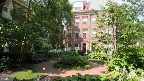 722 Capitol Square Pl Sw, WASHINGTON, DC, 20024-2415 | Card Image