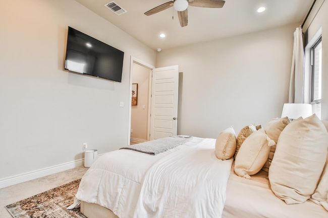6903 18 Th St, House other with 3 bedrooms, 2 bathrooms and null parking in Lubbock TX | Image 18
