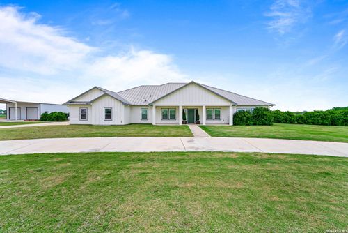 14646 County Road 756, Sinton, TX, 78387-4304 | Card Image