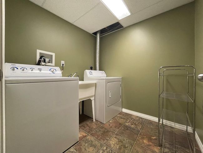 5209 49 Street, House other with 4 bedrooms, 2 bathrooms and 4 parking in Kitscoty AB | Image 16