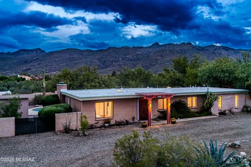 4317 N Drake Place, Tucson, AZ, 85749 | Card Image