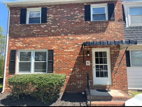 6 Sedgewood Townhouses, Bluefield, VA, 24605-9314 | Card Image