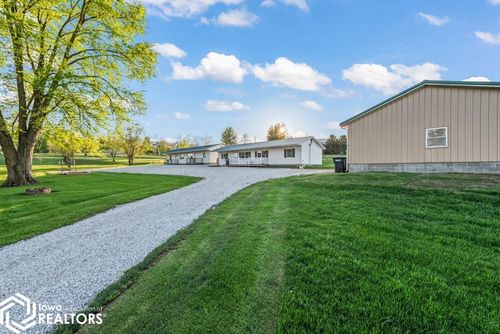 313 Old Hwy 2, Cantril, IA, 52542 | Card Image