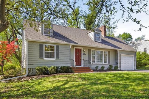 7748 Briar St, Prairie Village, KS, 66208-4329 | Card Image