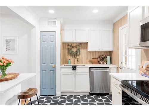 a-2313 S Race St, Denver, CO, 80210-7211 | Card Image
