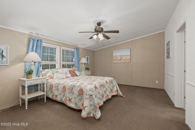 302 Bayview Dr, House other with 3 bedrooms, 2 bathrooms and 1 parking in Harkers Island NC | Image 18