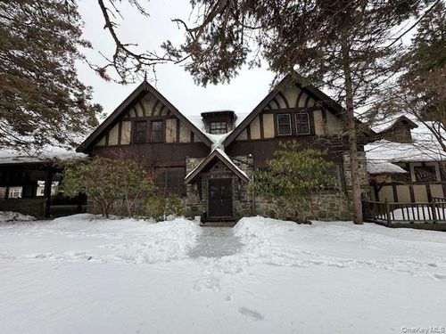 32 Lake Stable Rd, Tuxedo Park, NY, 10987-4208 | Card Image