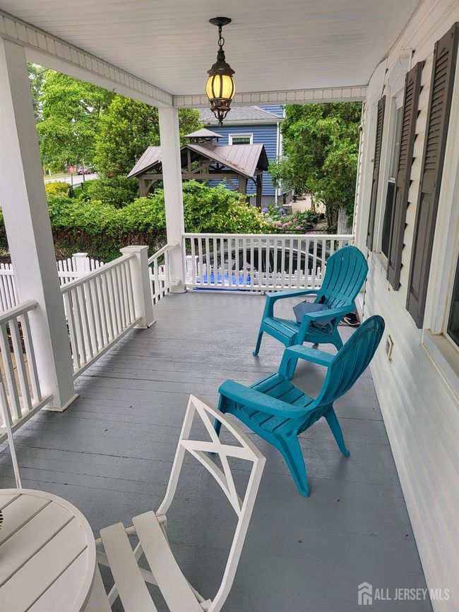 72 High St, House other with 2 bedrooms, 3 bathrooms and null parking in Perth Amboy NJ | Image 9