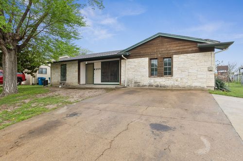 1205 Oak Creek Dr, Hutchins, TX, 75141-4134 | Card Image