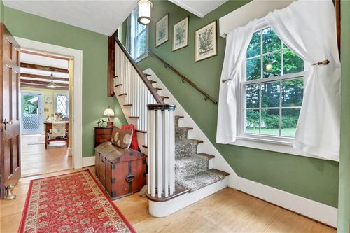 10 Washburn Ter, Saugerties, NY, 12477-1414 | Card Image