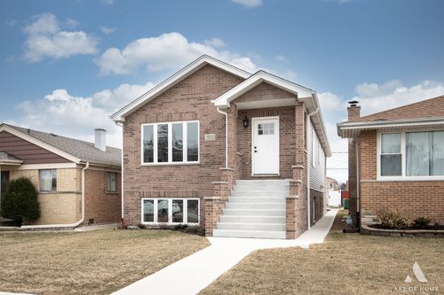 7737 1/2 Nashville Ave, Burbank, IL, 60459-1140 | Card Image
