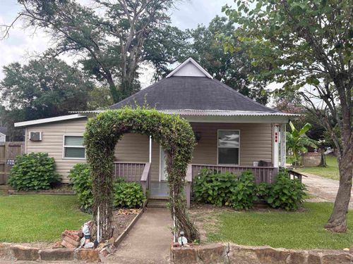 106 Arch St, Bald Knob, AR, 72010-4008 | Card Image