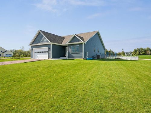 49 Hill Rd, South Hero, VT, 05486-4113 | Card Image