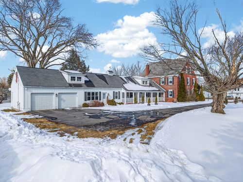 18 Buxton Road, Saco, ME, 04072 | Card Image