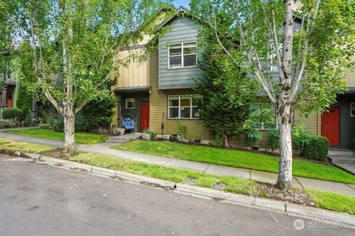 136 Ne 76th St, Vancouver, WA, 98665-8207 | Card Image