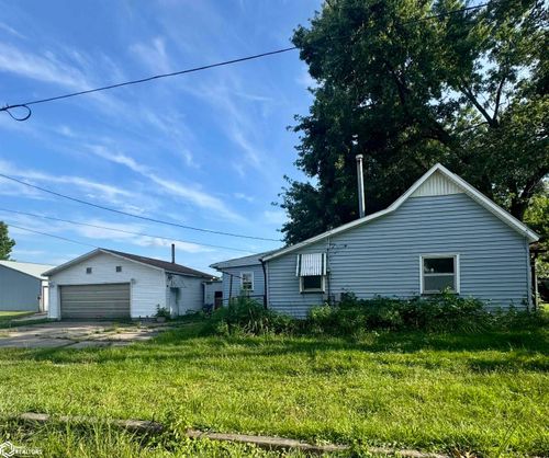 2034 Conner Ave, Burlington, IA, 52601-4438 | Card Image