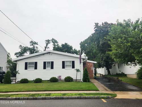 803 Trenton Ave, Point Pleasant Beach, NJ, 08742-2432 | Card Image
