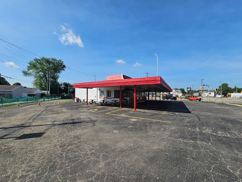 2929 Roosevelt Rd, Kenosha, WI, 53143-4641 | Card Image