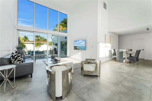 7525 Buccaneer Ave, North Bay Village, FL, 33141-4111 | Card Image