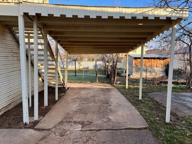 2711 Avenue V, House other with 3 bedrooms, 2 bathrooms and 3 parking in Snyder TX | Image 37