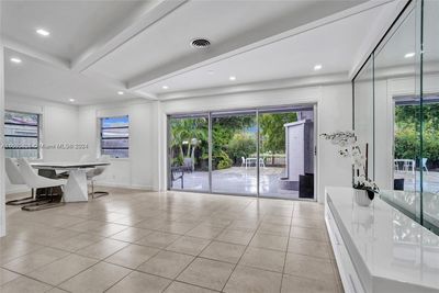 634 Ne 20th St, Home with 0 bedrooms, 0 bathrooms and 4 parking in Wilton Manors FL | Image 3