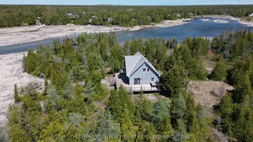7 Bass Rd, Miller Lake, ON, N0H1Z0 | Card Image