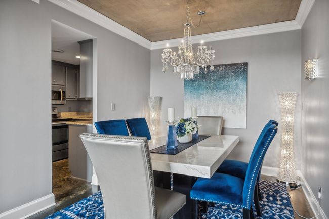 APT-305 - 3901 W End Ave, Condo with 2 bedrooms, 3 bathrooms and 1 parking in Nashville TN | Image 8