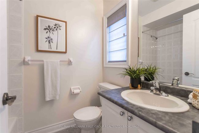 932 Coyston Dr, House other with 4 bedrooms, 4 bathrooms and 4 parking in Oshawa ON | Image 30