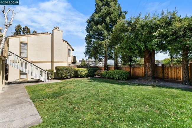 APT-8 - 1945 Trinity Ave, Condo with 2 bedrooms, 2 bathrooms and null parking in Walnut Creek CA | Image 45