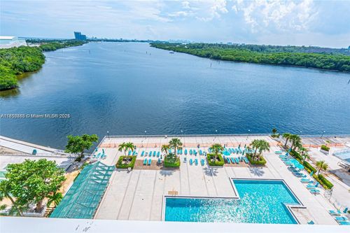 apt-509-300 Bayview Dr, Sunny Isles Beach, FL, 33160-4700 | Card Image