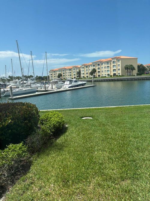 104-16 Harbour Isle Drive W, Fort Pierce, FL, 34949 | Card Image