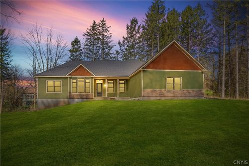 4326 Chickadee Cir, Onondaga, NY, 13215 | Card Image