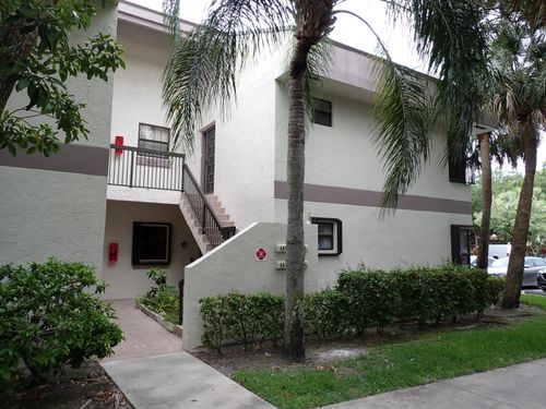2771-4690 Carambola Cir N, Coconut Creek, FL, 33066-2916 | Card Image