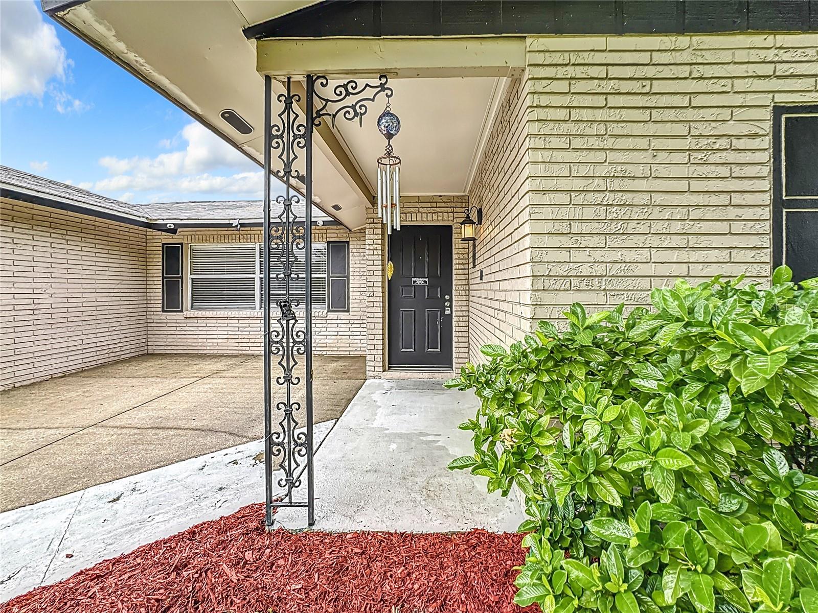 Valley Pl, Brandon, FL 33510