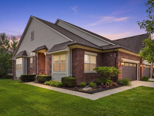 40466 Juniper Ct, Clinton Twp, MI, 48036-5017 | Card Image