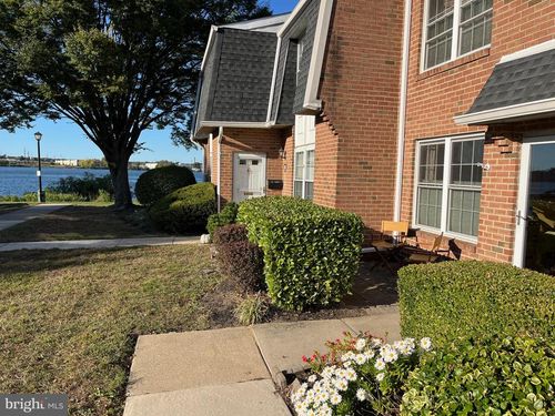 2012 Harbour Dr, PALMYRA, NJ, 08065-1102 | Card Image