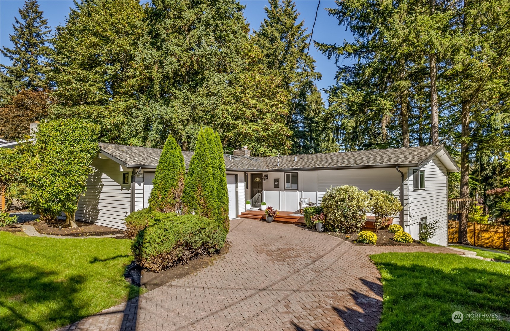 128th Ave, Bellevue, WA 98005
