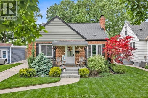 911 Homedale Blvd, Windsor, ON, N8S2T1 | Card Image