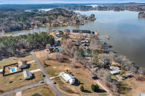14-1 White Oak Rd, Sylacauga, AL, 35151 | Card Image