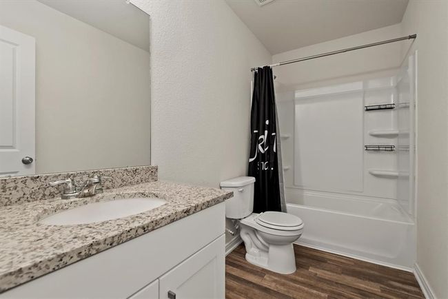Full Bathroom 2 | Image 19