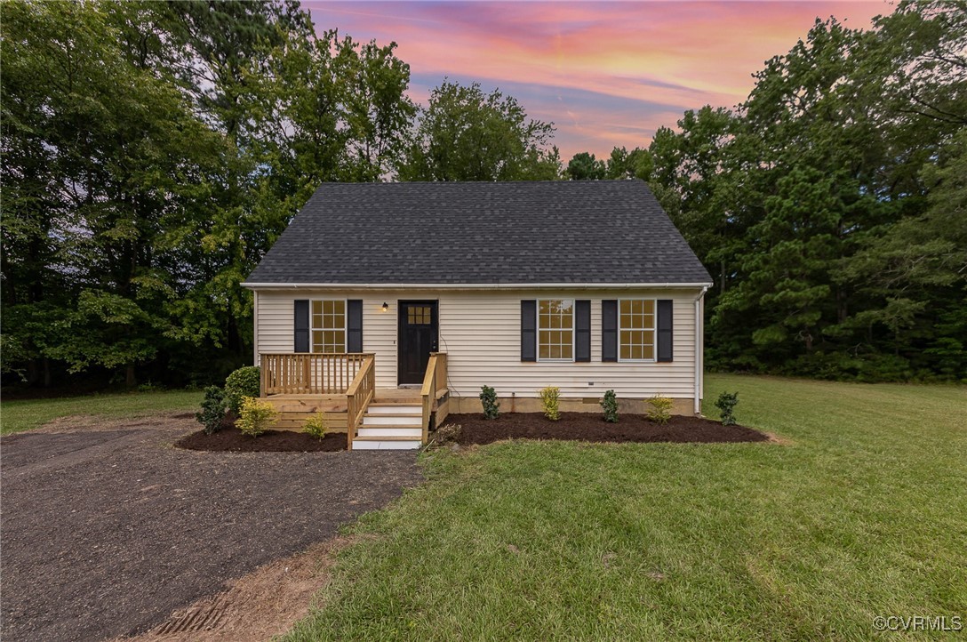 Cross Ct, Mathews, VA 23109