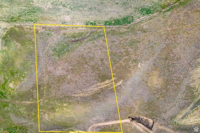 Aerial view of property's location with property boundaries highlighted | Image 17