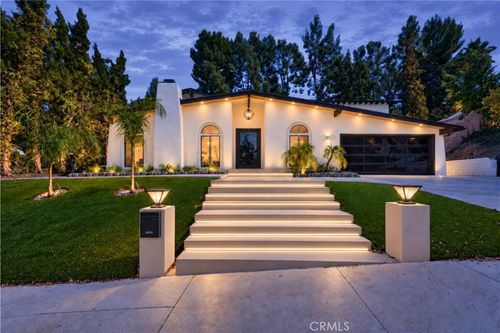 4348 Topanga Canyon Blvd, Woodland Hills, CA, 91364-5238 | Card Image