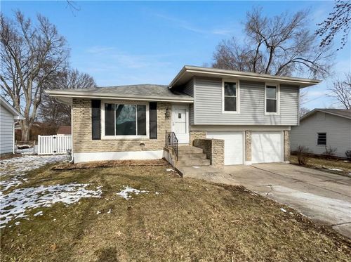 14600 E 33rd St S, Independence, MO, 64055-2518 | Card Image