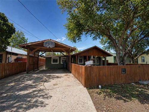 403 Staples Street, Alice, TX, 78332 | Card Image