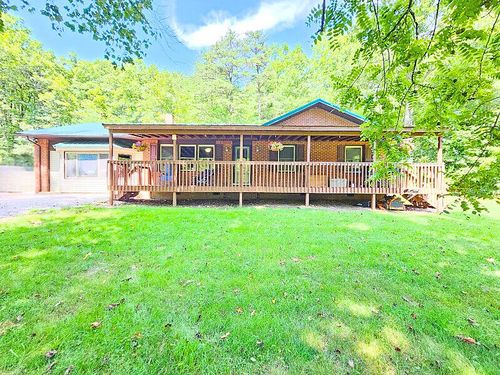 5283 Peaceful Valley Rd, New Castle, VA, 24127-7096 | Card Image