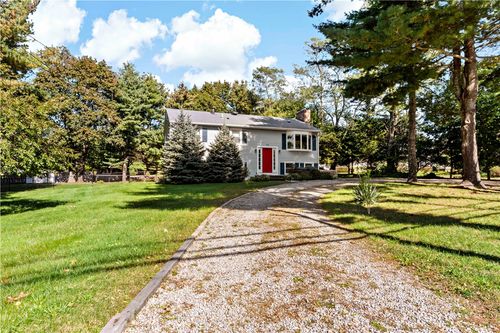 420 Newcomb Rd, North Kingstown, RI, 02852-2455 | Card Image