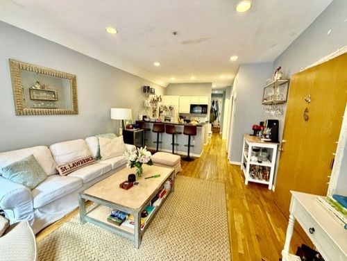 1-17 Thacher St, Boston, MA, 02113-1512 | Card Image
